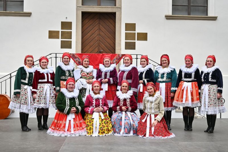 Další členové Ostrožanu.
