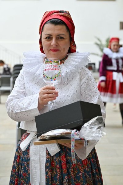 Vedoucí souboru Ostrožan Lenka Buráňová.